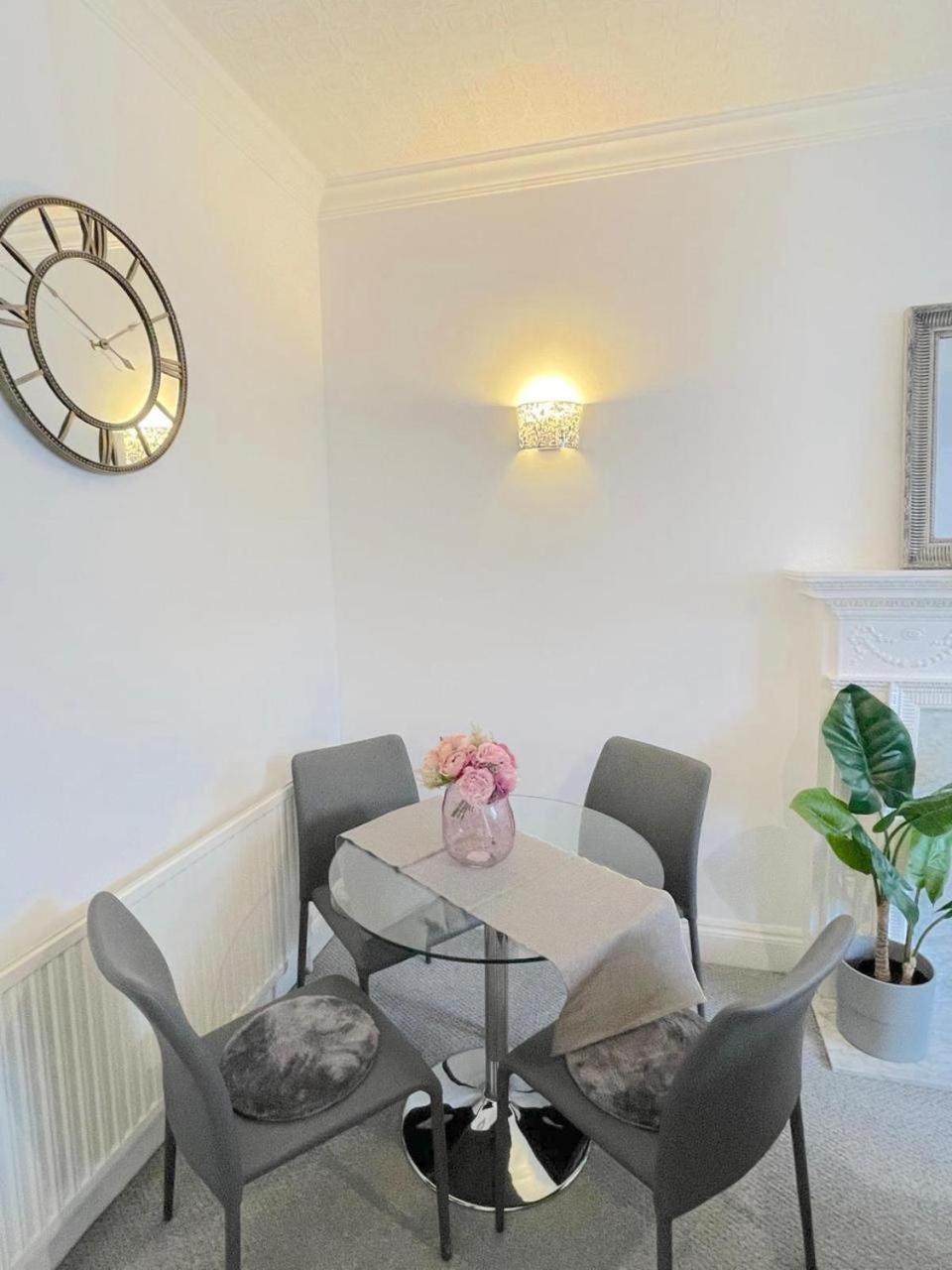 Luxury Apartment In Paddington Londres Extérieur photo